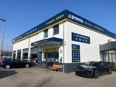 Eggert Auto- und Reifenservice GmbH Premio Filiale mit Außenwerbung